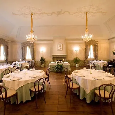 Mini-hôtel Alle Roncole 3*