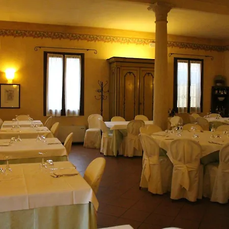 Alle Roncole 3* Busseto